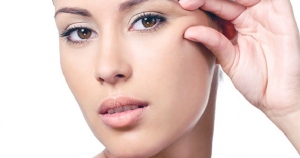 4 Ways Eyelid Surgery Can Help You