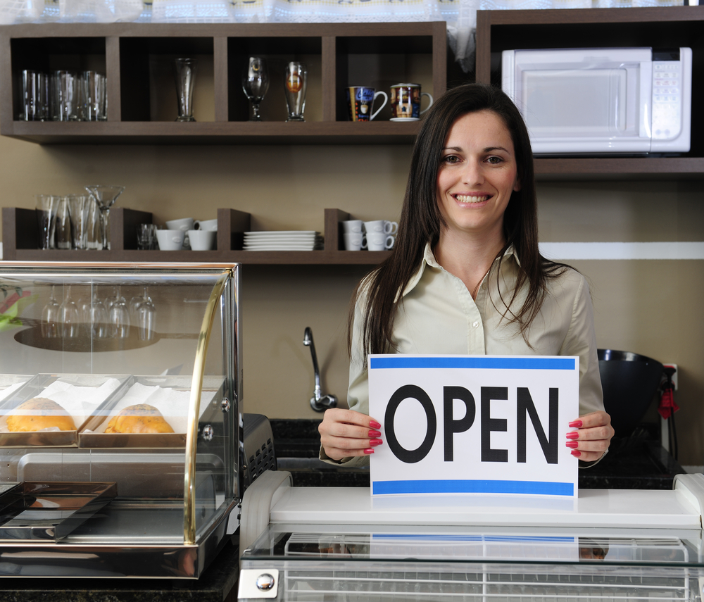 Starting Your Own Restaurant vs. Owning A Franchise Are Franchises