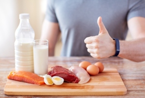 6 Dangerous Things That Happen When You Eat Way Too Much Protein
