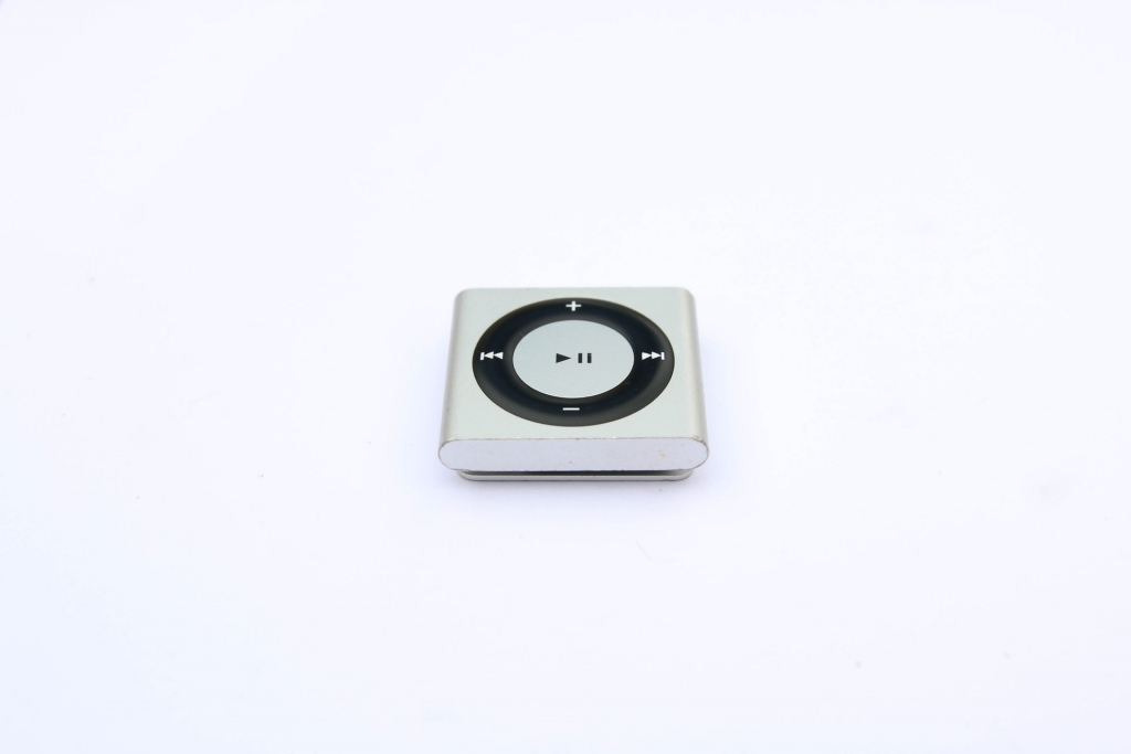 How to Connect My iPod to WiFi After Linksys Range Extender Setup