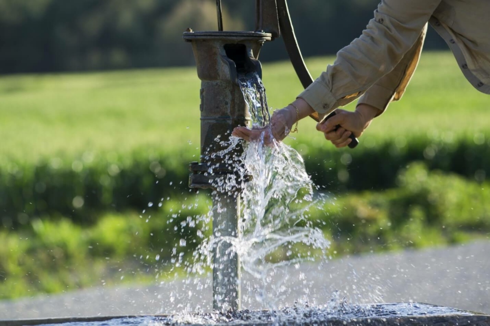 Why Dig a Well? The Benefits of Well Water for Your Home